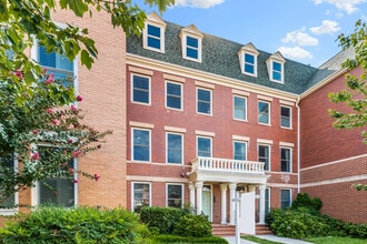 2205 Main Line Blvd in Alexandria, VA - Building Photo - Building Photo