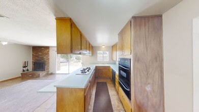 1310 San Miguel Dr in Beaumont, CA - Building Photo - Building Photo