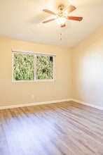 Menlo Pointe in Chico, CA - Building Photo - Building Photo