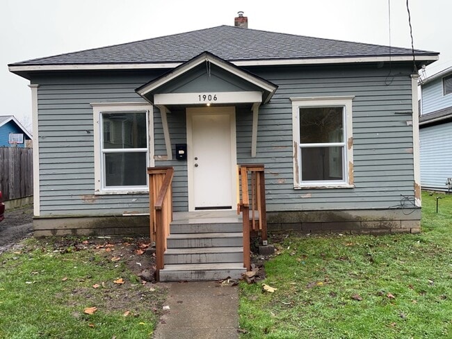 property at 1906 I St