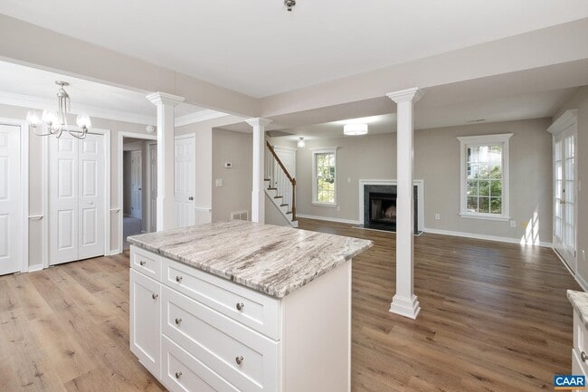 3431 Moubry Ln