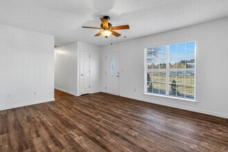 1551 Ready Section Rd in Hazel Green, AL - Building Photo - Building Photo