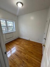 576 Van Siclen Ave in Brooklyn, NY - Building Photo - Building Photo