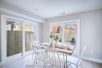 916 15th St SE in Washington, DC - Building Photo - Building Photo