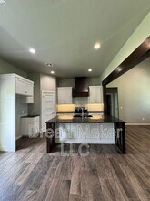4826 Magnolia Meadow Way in Goldsby, OK - Building Photo - Building Photo