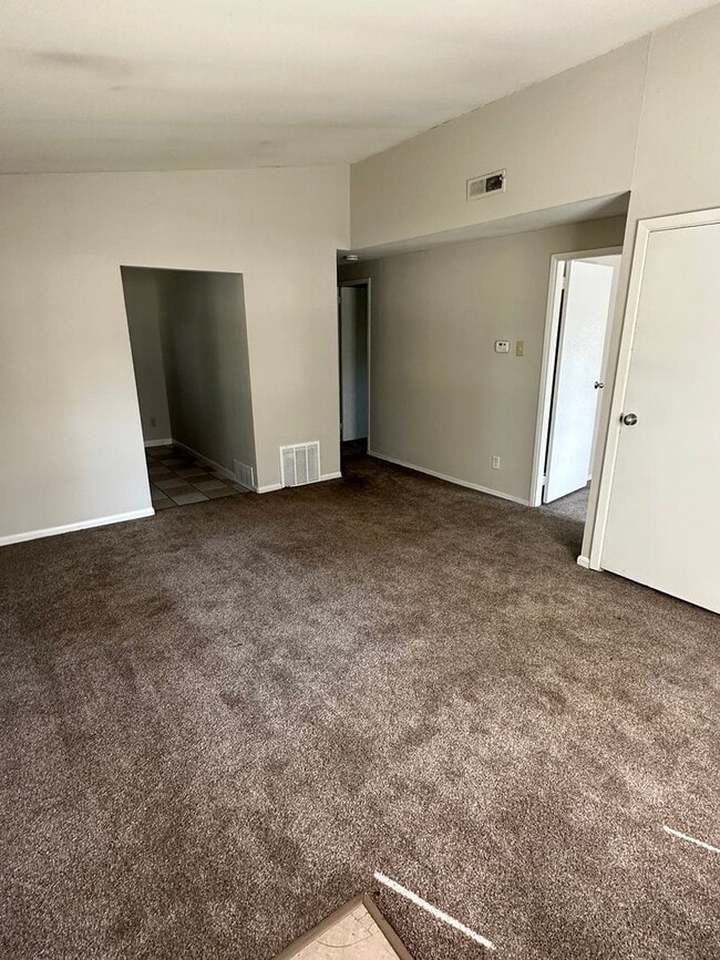 1831 Parkdale Dr in Champaign, IL - Building Photo - Building Photo