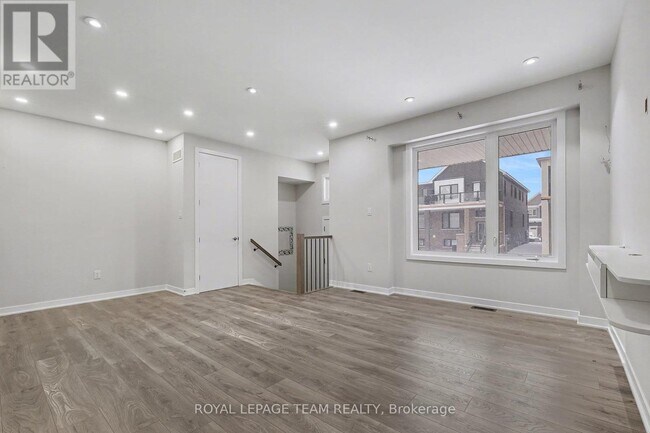 334 Catsfoot Walk in Ottawa, ON - Building Photo - Building Photo