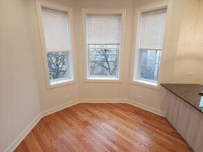 843 N Leavitt St in Chicago, IL - Building Photo - Building Photo