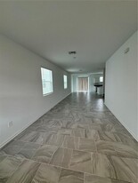 7628 Danube Dr in Kissimmee, FL - Building Photo - Building Photo