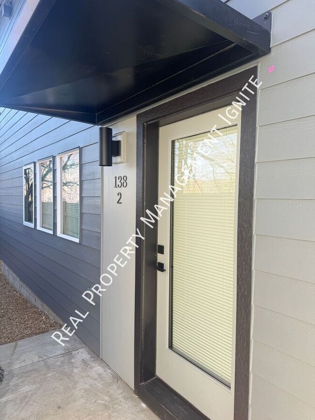 property at 138 NW Hawthorne Ave