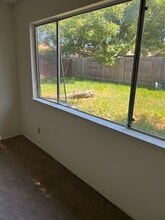 7242 Aberfeldy Way in Sacramento, CA - Foto de edificio - Building Photo