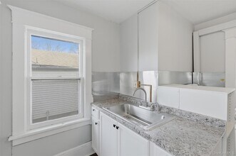 1446 Lincoln Terrace, Unit 3 in Peekskill, NY - Building Photo - Building Photo