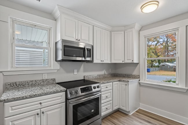 3517 Brighton St in Portsmouth, VA - Building Photo - Building Photo