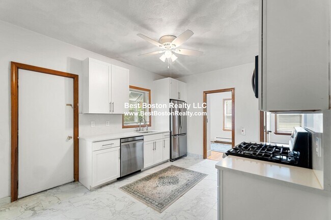 property at 339 Norfolk St