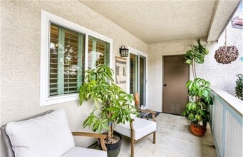 12 Corniche Dr in Dana Point, CA - Building Photo - Building Photo