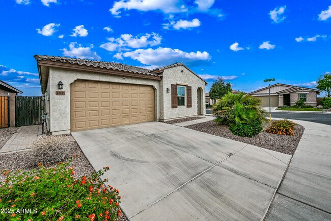 12243 W Briles Rd in Peoria, AZ - Building Photo - Building Photo