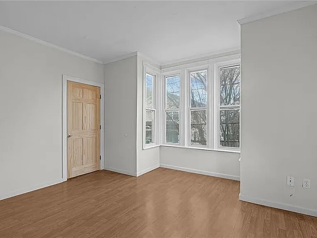 77 Pekin St, Unit Unit 2 in Providence, RI - Building Photo - Building Photo