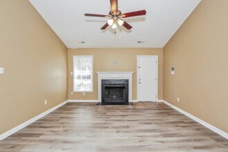 104 Stapleton Way in High Point, NC - Building Photo - Building Photo