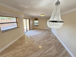 4330 Village Dr in Delray Beach, FL - Building Photo - Building Photo