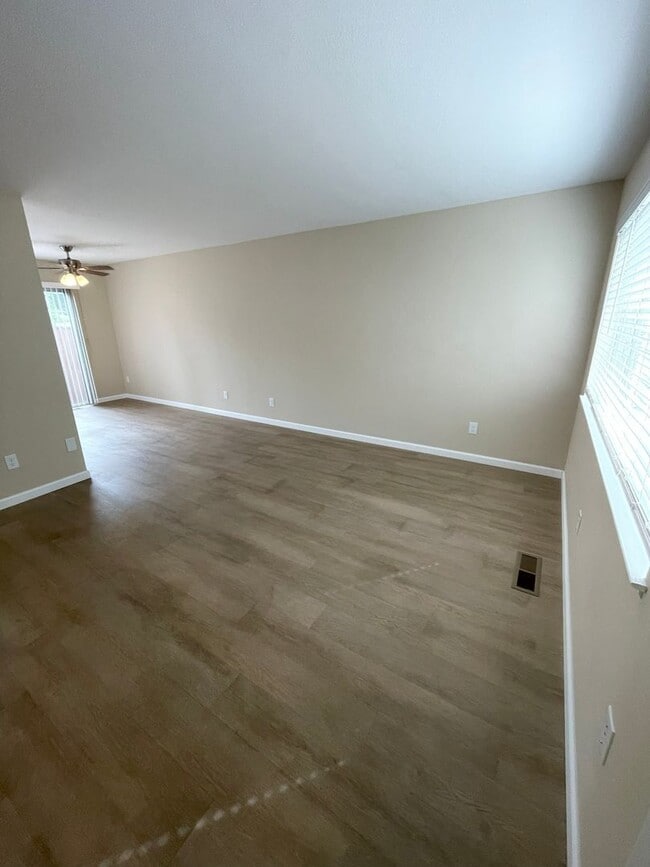 1370 Calabazas Blvd in Santa Clara, CA - Building Photo - Building Photo