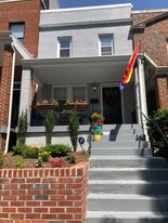 924 15th St SE in Washington, DC - Building Photo