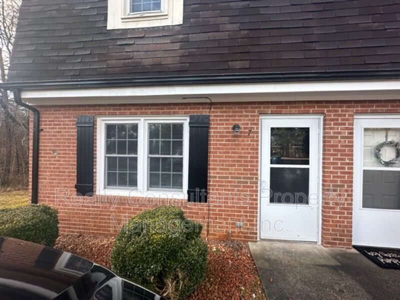 1156 Smith Rd in Stoneville, NC - Building Photo