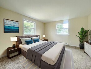 623 Quincy Shore Dr in Quincy, MA - Building Photo - Building Photo