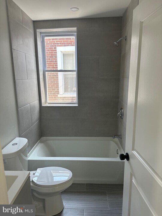 2621 W Allegheny Ave Photo