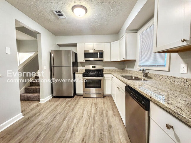 2431 Corner Shoals Dr in Decatur, GA - Building Photo - Building Photo