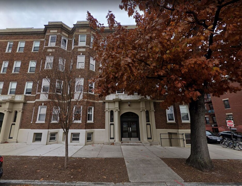 1185 Commonwealth Ave, Unit 20 in Boston, MA - Foto de edificio