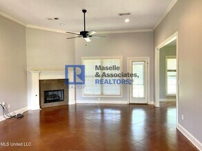 623 Chambord Dr in Brandon, MS - Building Photo - Building Photo