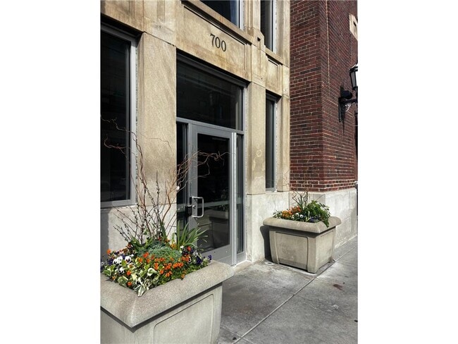 property at 700 N Washington Ave