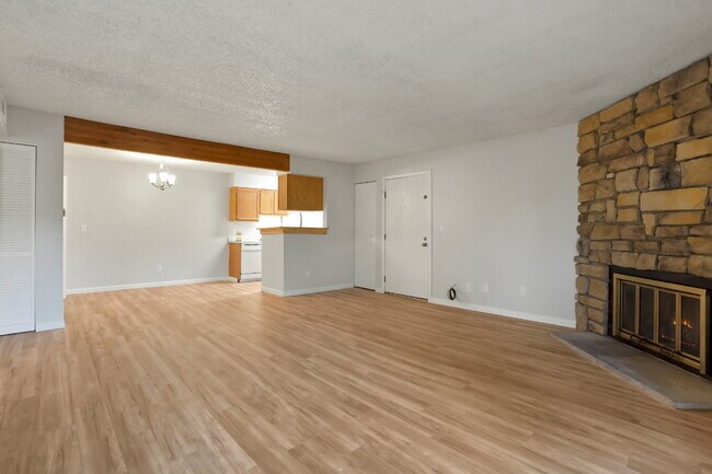 7080 W 20th Ave-Unit -Unit 106 in Lakewood, CO - Building Photo - Building Photo
