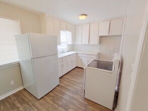 1517 N Piatt Ave in Wichita, KS - Foto de edificio - Building Photo