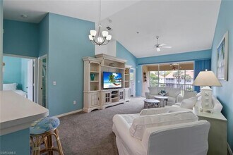 4970 Deerfield Way, Unit 202 in Naples, FL - Building Photo - Building Photo