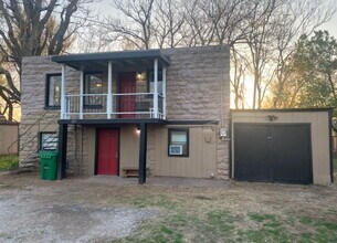 107 N 3rd St in Perry, OK - Building Photo - Building Photo