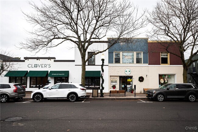 22 Jordan St in Skaneateles, NY - Foto de edificio - Building Photo