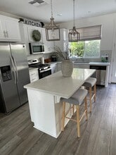 874 Brennan Wy in Hollister, CA - Building Photo - Building Photo