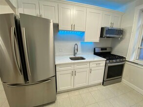22-06 Himrod St in Queens, NY - Building Photo - Building Photo