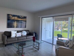 342 Southwind Dr in North Palm Beach, FL - Building Photo - Building Photo
