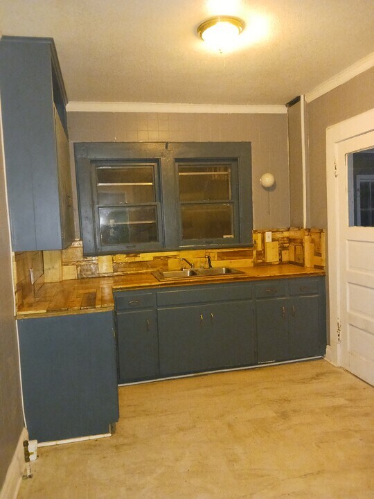 4032 Vermaas Ave, Unit 1 in Toledo, OH - Building Photo