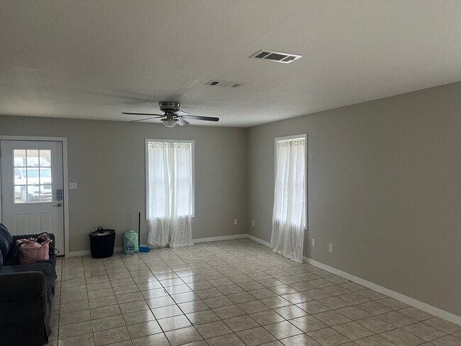 126 Courtyard Ln in Lucedale, MS - Building Photo - Building Photo