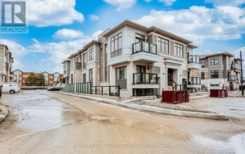 50-650 Halliford Pl in Brampton, ON - Building Photo - Building Photo