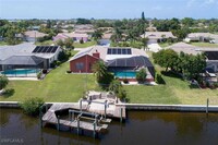 1422 SE 12th Terrace in Cape Coral, FL - Foto de edificio - Building Photo