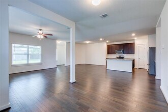 741 Carol Dr in Hutto, TX - Building Photo - Building Photo