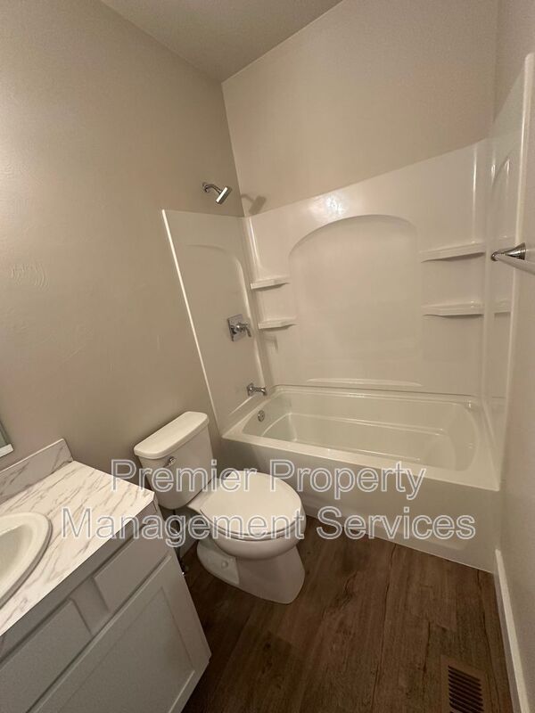 6023 Elysian Rd in Billings, MT - Building Photo - Building Photo