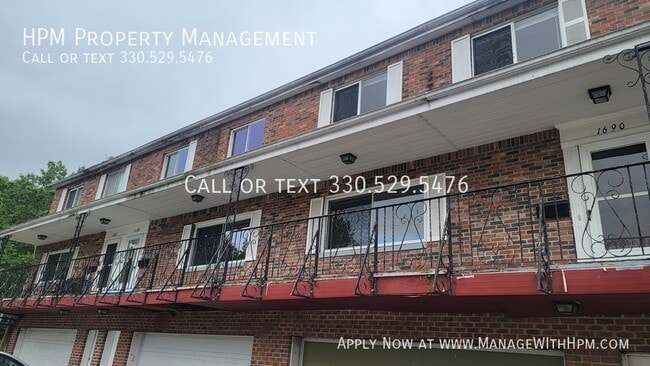 1690 Karg Dr in Akron, OH - Building Photo - Building Photo