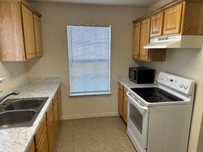 713 S 9th St in Temple, TX - Building Photo - Building Photo