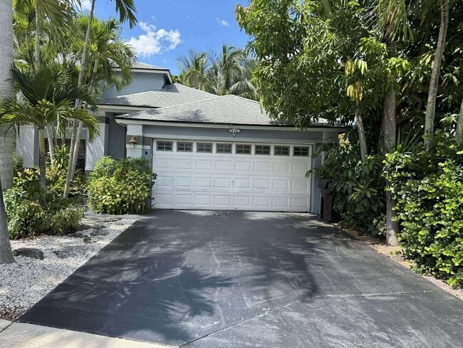 property at 5065 Willow Pond Rd W