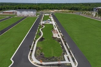 12145 Calgary Lp in Chester, VA - Building Photo - Building Photo